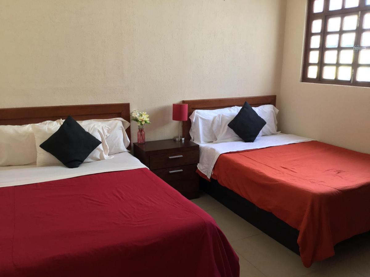 Bed And Breakfast Pecari Cancun Bagian luar foto