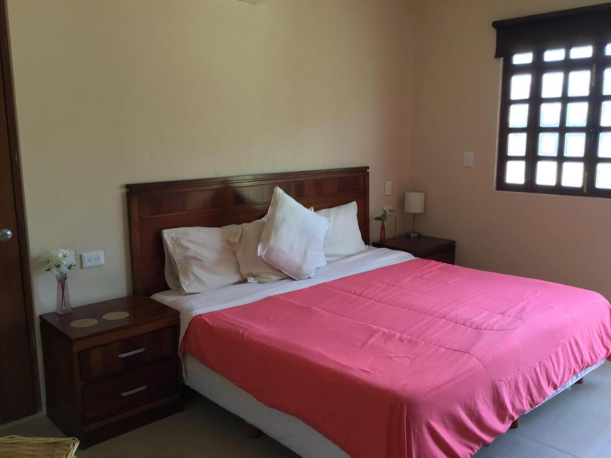 Bed And Breakfast Pecari Cancun Bagian luar foto